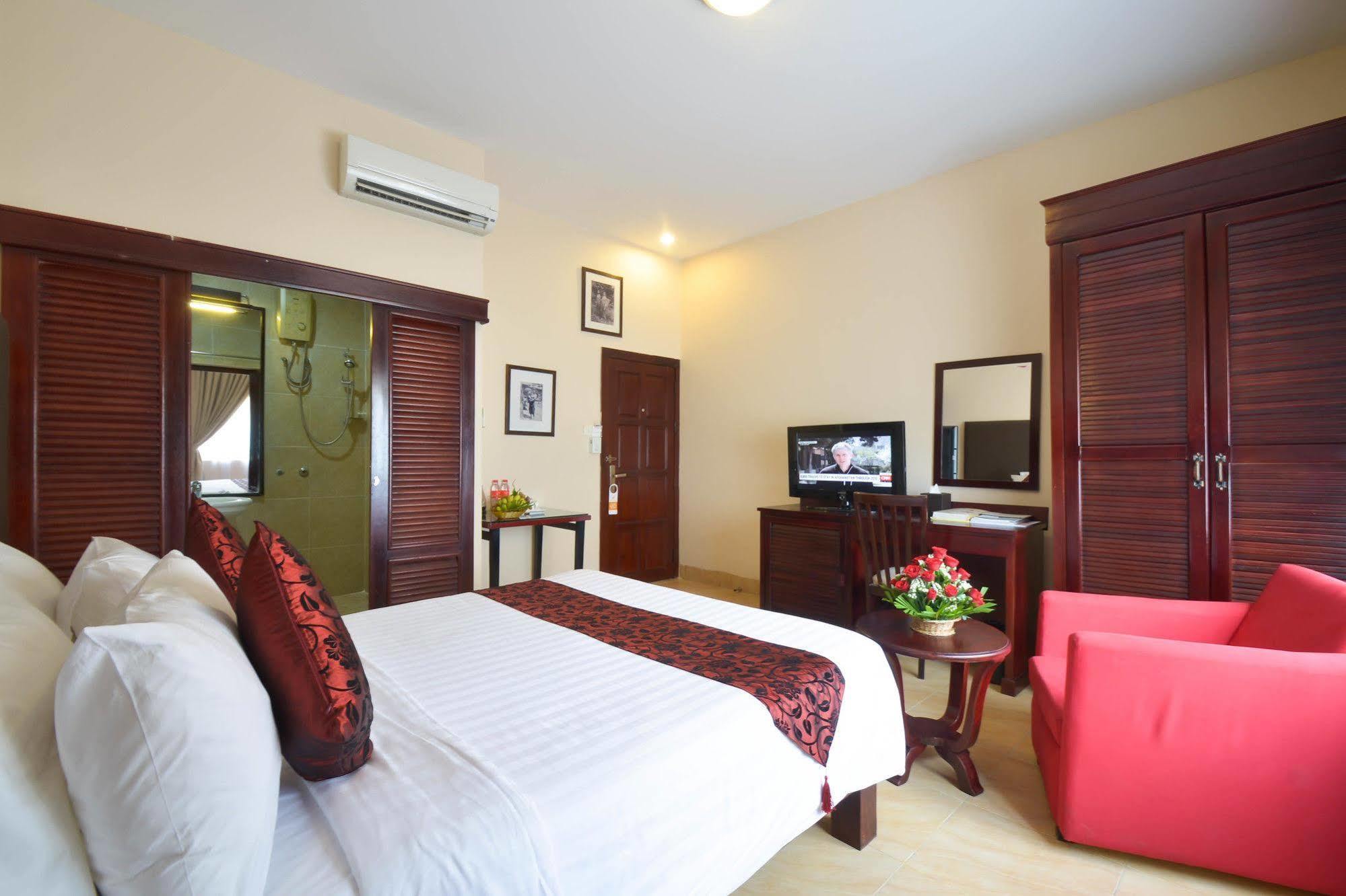 Feeling Home Hotel Phnom Penh Exterior photo